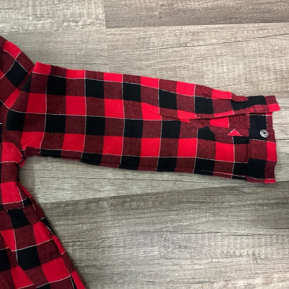 Red and Black Plaid‎ Long Sleeve Tops
